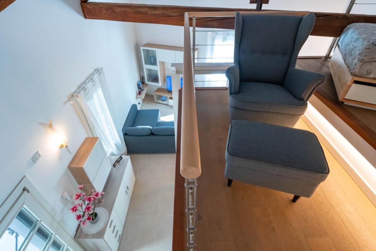 Loft In Venice - Murano Venier Apartment ภายนอก รูปภาพ